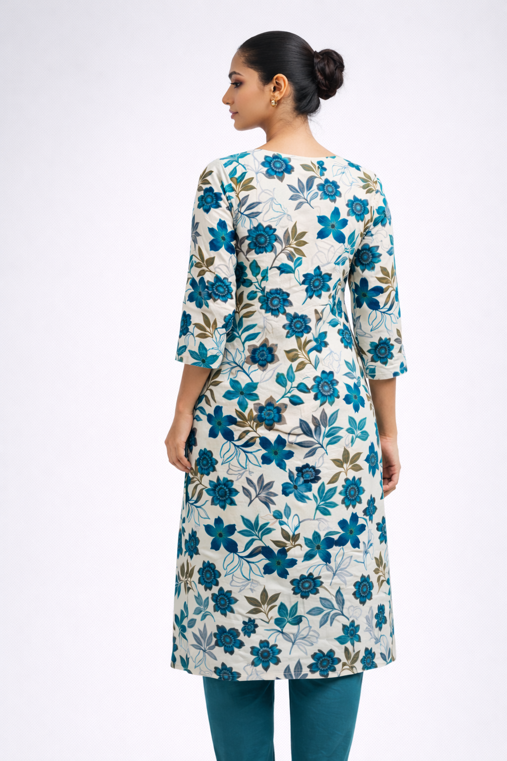 KRIVA Women Floral Printed Straight Kurta