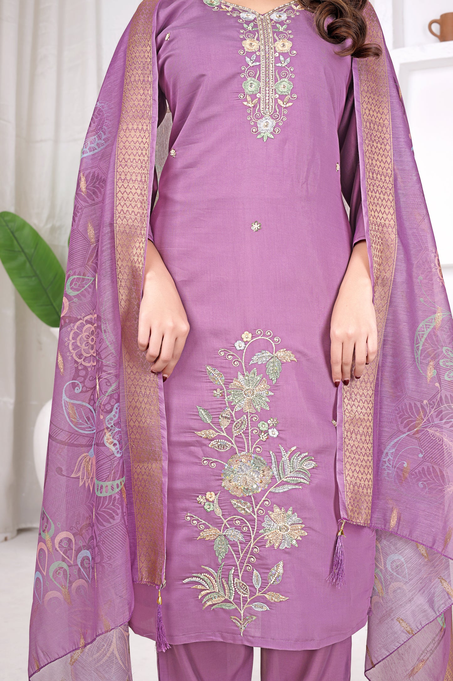 Lilac Aura Embroidered Roman Cotton Blend Suit Set