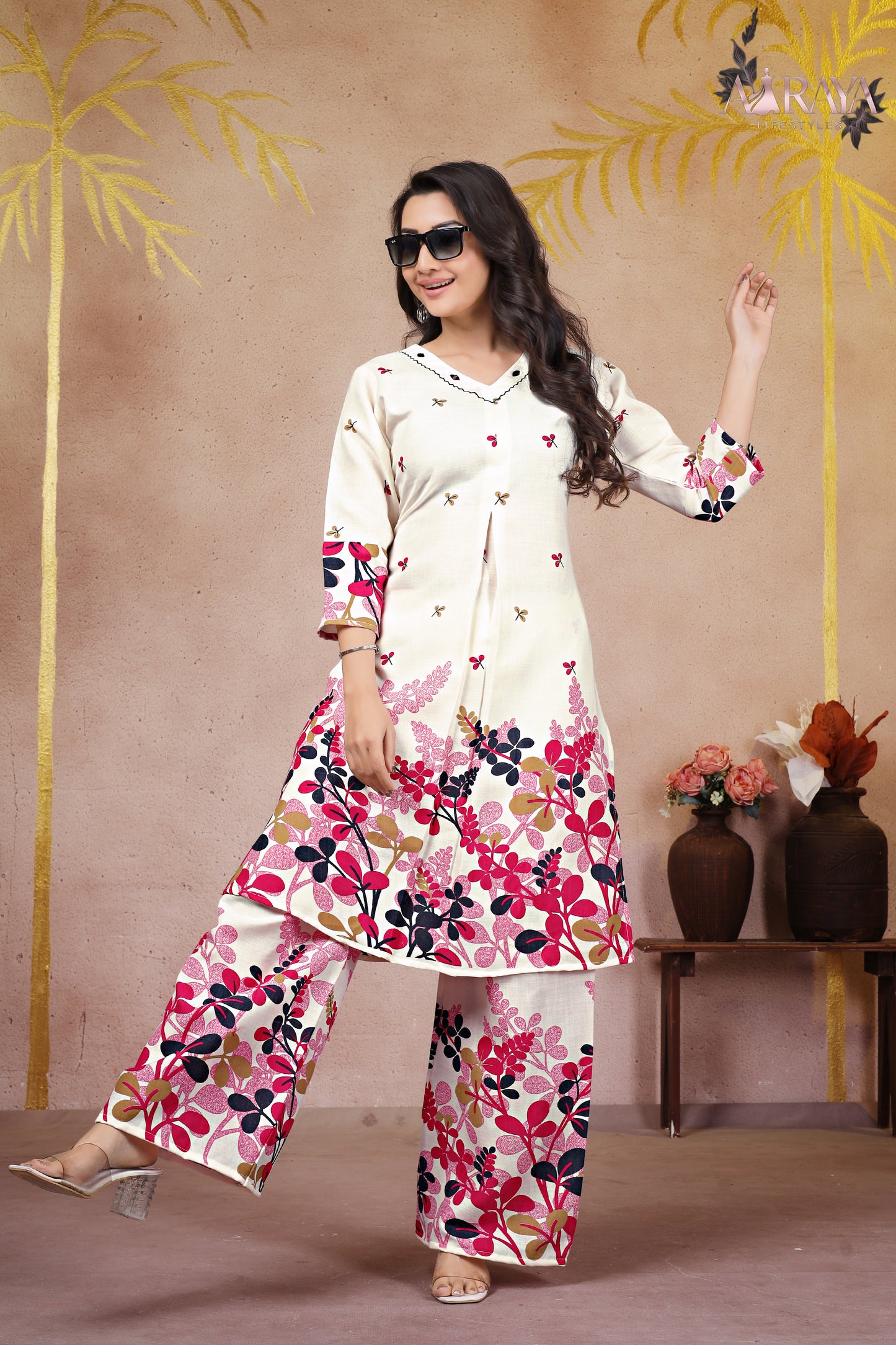 Ivory Vana – A Cotton Kurti Pant Set