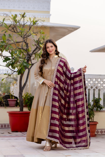 Rang Kasumbi Banarasi Gown Set with Pant & Dupatta